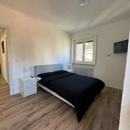 Deluxe Central - Free Parking Apartment